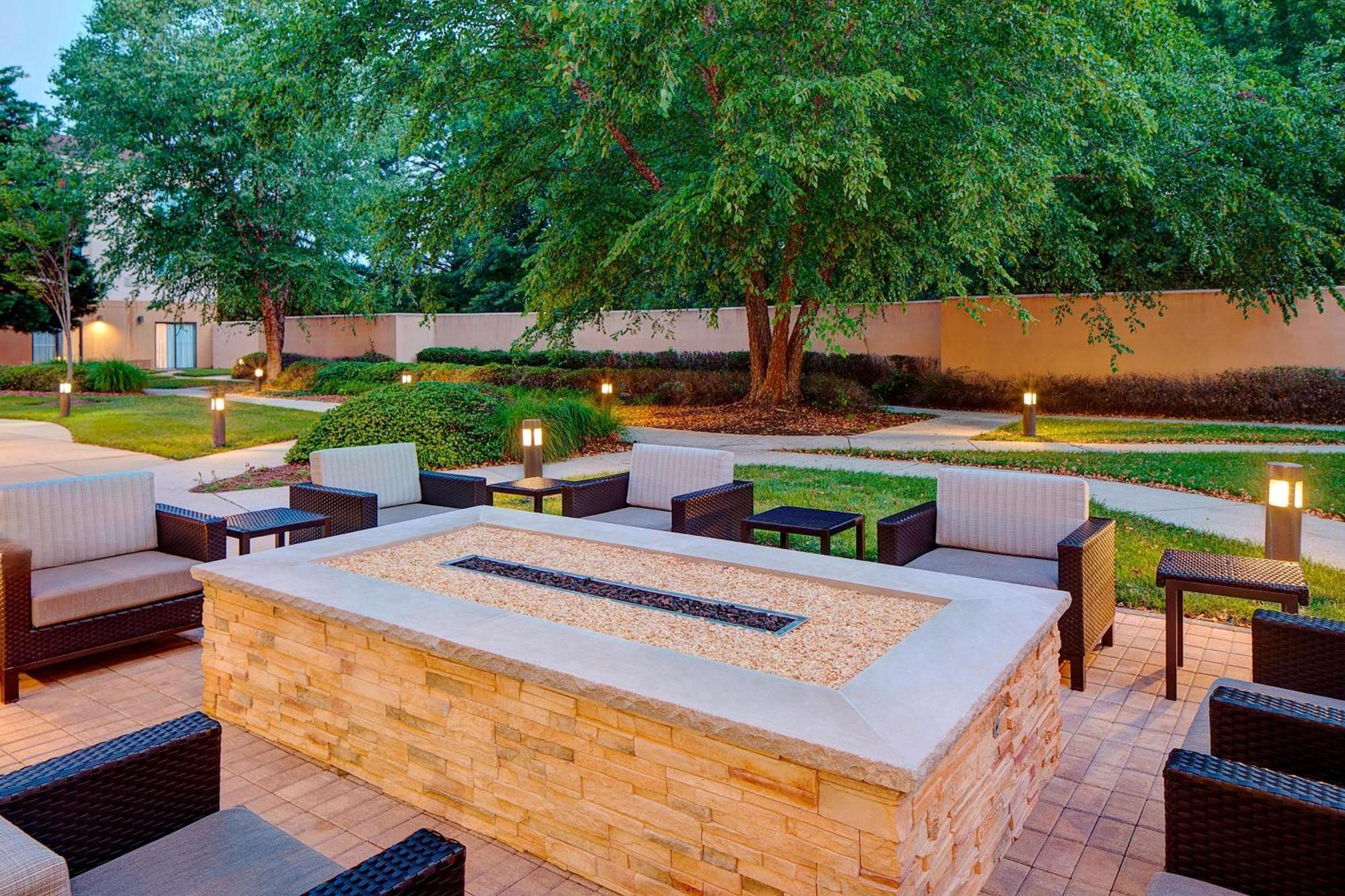 Courtyard By Marriott Richmond Airport Hotel Sandston Luaran gambar